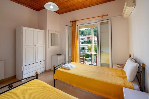 Arthur House Longos  Экстерьер фото