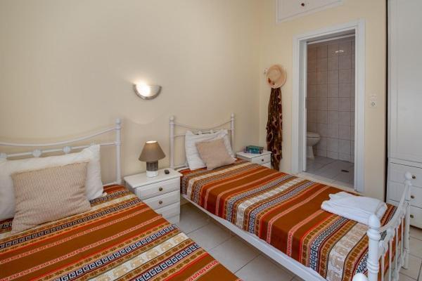 Arthur House Longos  Экстерьер фото