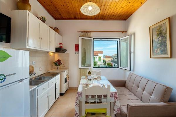 Arthur House Longos  Экстерьер фото
