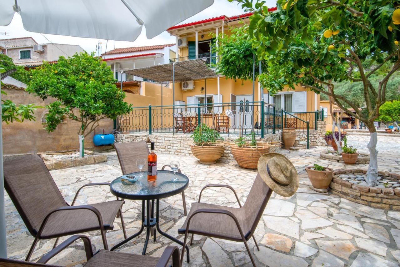 Arthur House Longos  Экстерьер фото